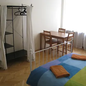 Hostel Ragtime, Prag